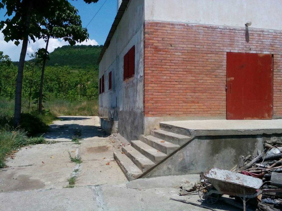 Производствена сграда, с.Лиляк