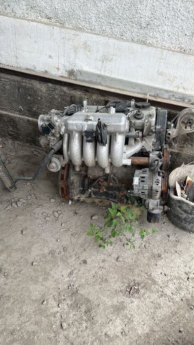 Двигатель на Mitsubishi 4G 63