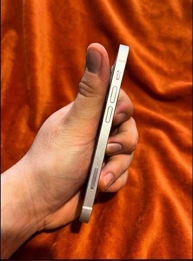 Iphone 12 mini 128gb Sotiladi srochno!