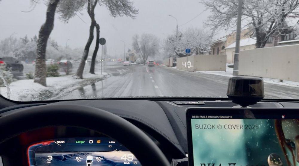 HEAD UP дисплей на лобовое стекло