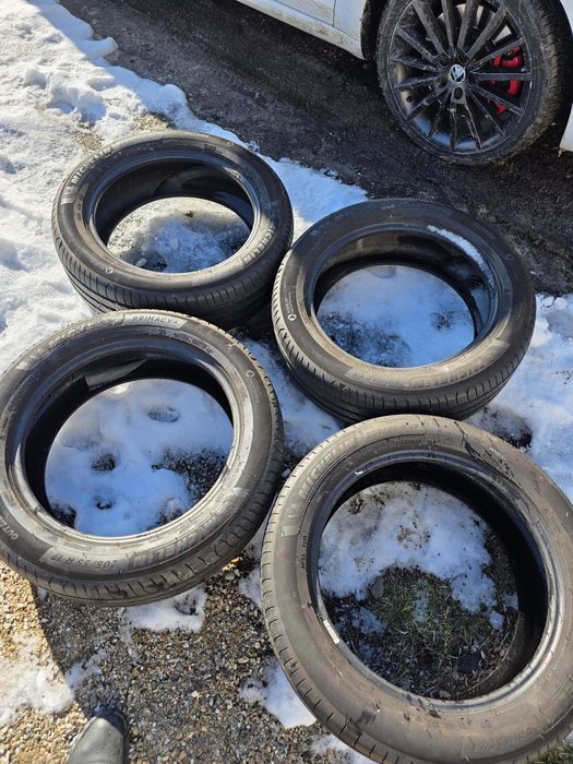 Vând cauciucuri vara