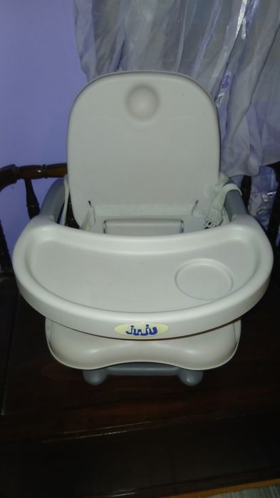 Scaunel cu masuta