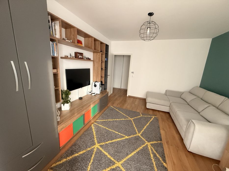 Proprietar, vând apartament 2 camere Avantgarden Brasov 54 mp