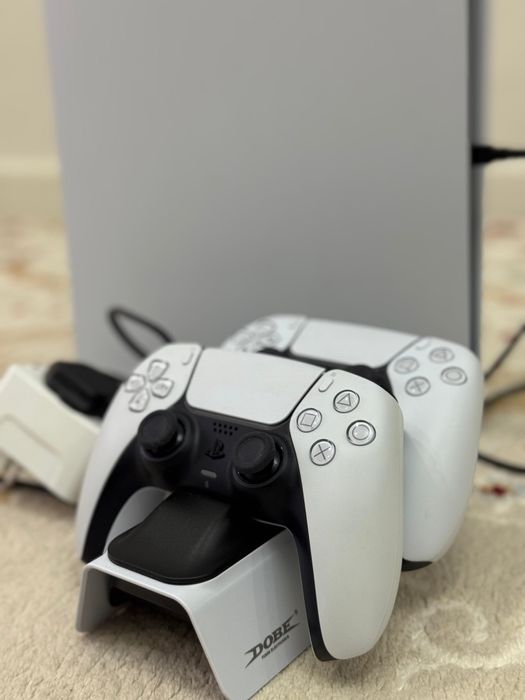Продаю Playstation 5