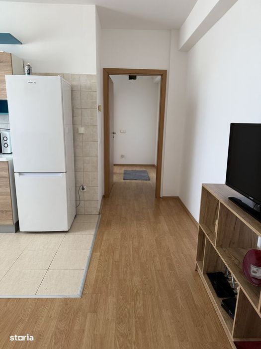 Inchiriez apartament 2 camere