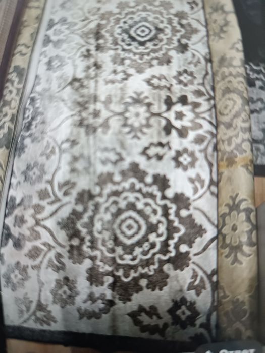 Ковер, Ковры хорошие два