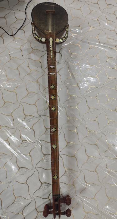 Qashqar Rubobi srochna sotiladi Narxi 2.500ming