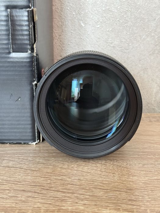 Sony FE 135mm f/1.8 GM