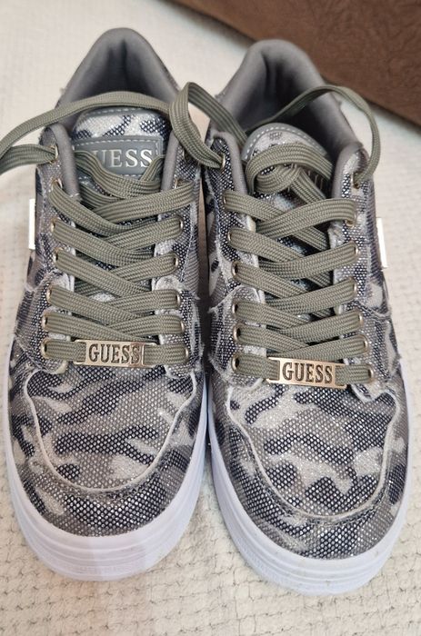 Adidasi Guess nr.37,5