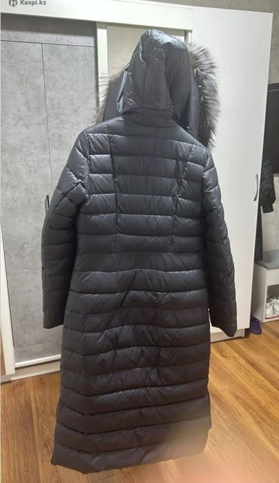 Продам женскую куртку