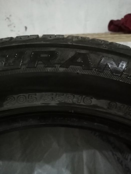 Продам шины  205/55R16