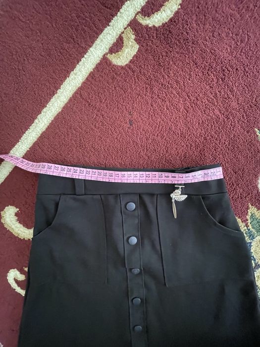 Продаю юбочку на 1/2 класс смотря какой ребёнок  40 тысяч