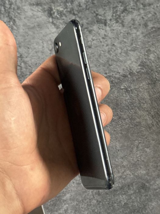 Iphone se 2020 айфон се 2020