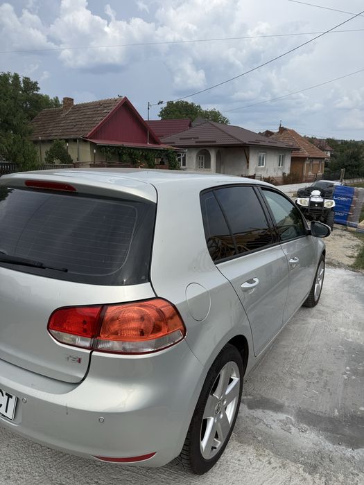 Wolkawagen golf 1.4 benzina.