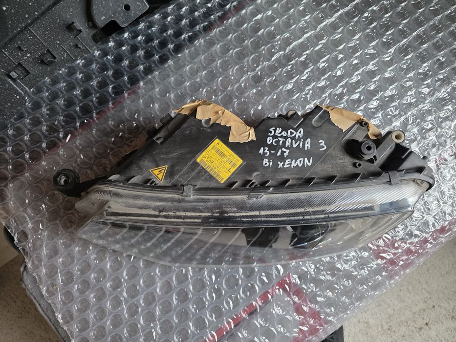 Skoda Octavia 3 Bi xenon 13-17 ляв фар 2016