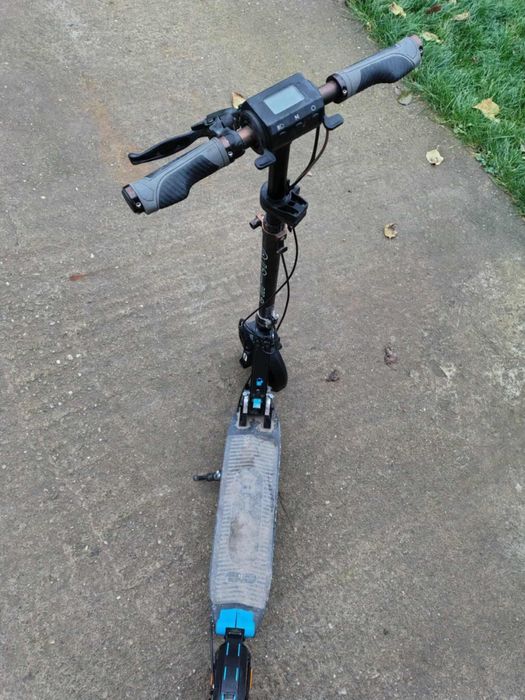 Vând trotinete și bicicleta prețuri accesibile