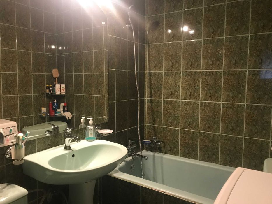 Vând apartament 3 camere