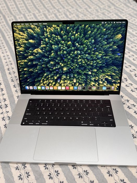 Macbook Pro M2 16-inch