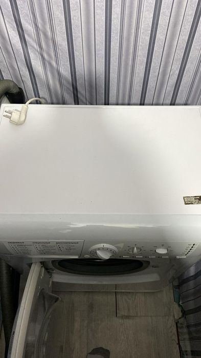 Продам стиральную машину