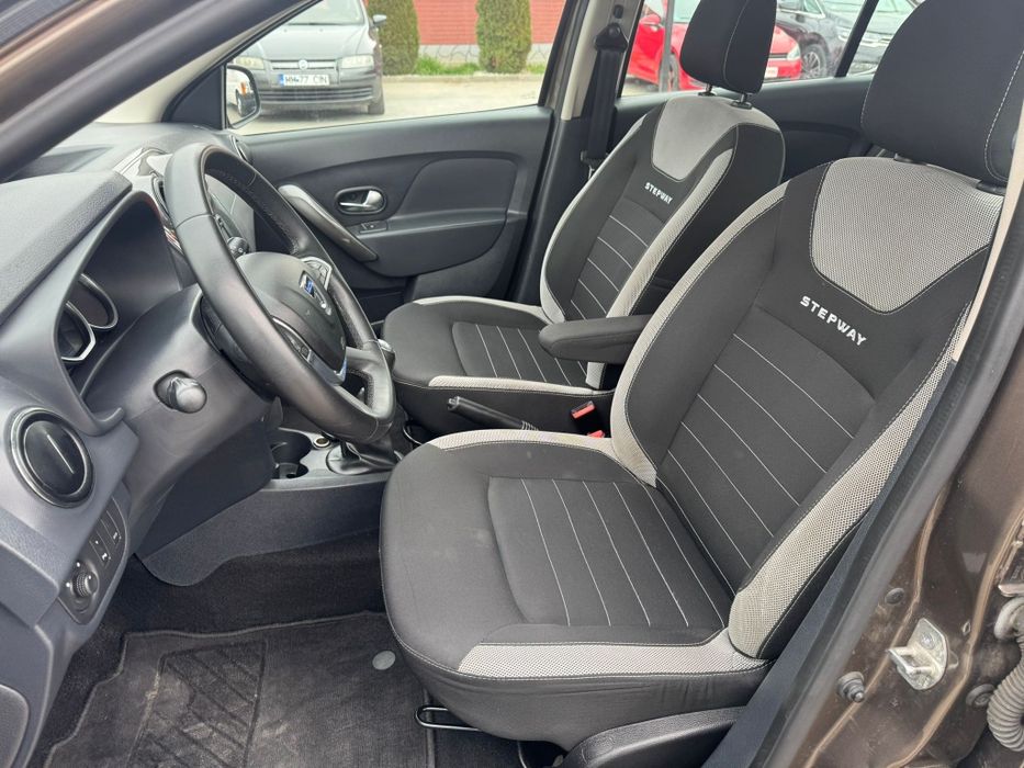 Dacia sandero stepway model 2017