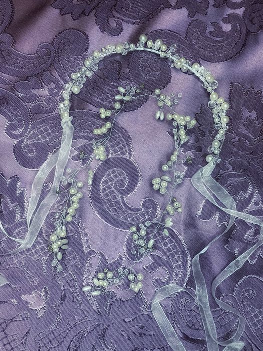 Булчинска рокля с камъни и перли