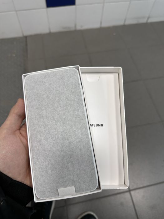 Продам самсунг а26 5G НОВЫЙ