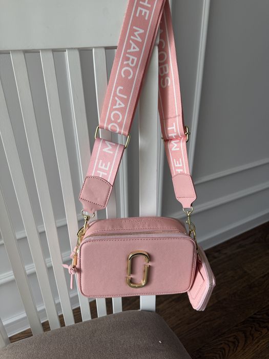 Geanta Marc Jacobs nouă!!! Dimensiune 20/12!