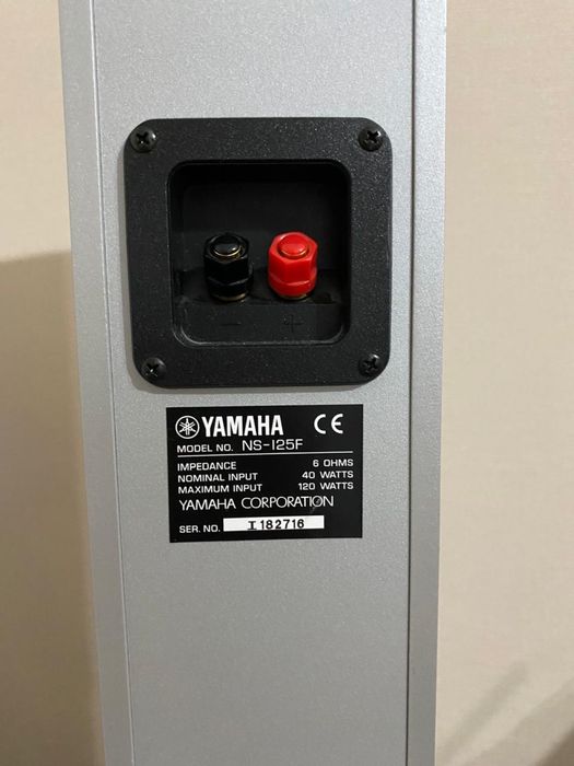 Колонки и сабвуфер Yamaha