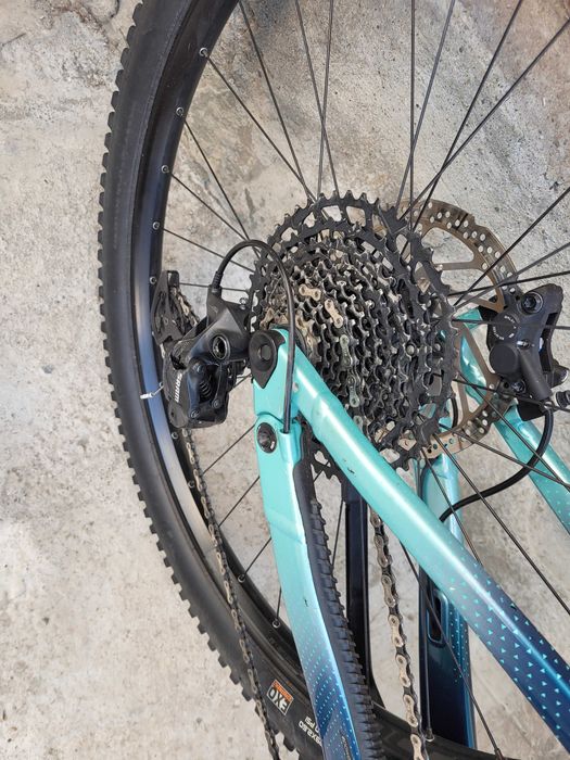 Bicicleta electrica  full suspensione scott 29 M