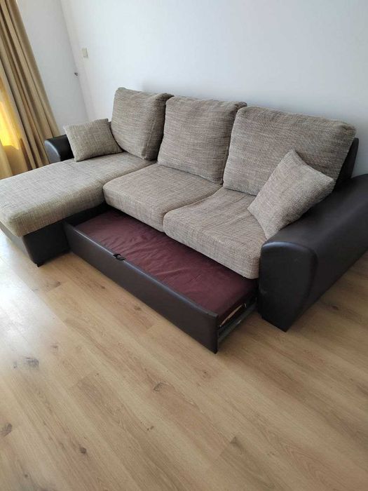 Ъглов разтегателен диван