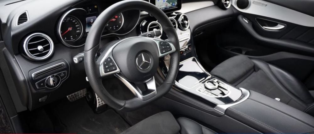 GLC 220 4Matic AMG Pano