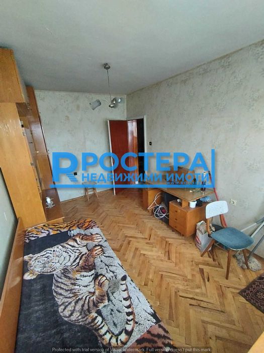 Продава се Четиристаен апартамент в Търговище, Център - 98 кв.м за 989 €/кв.м - Снимка #3