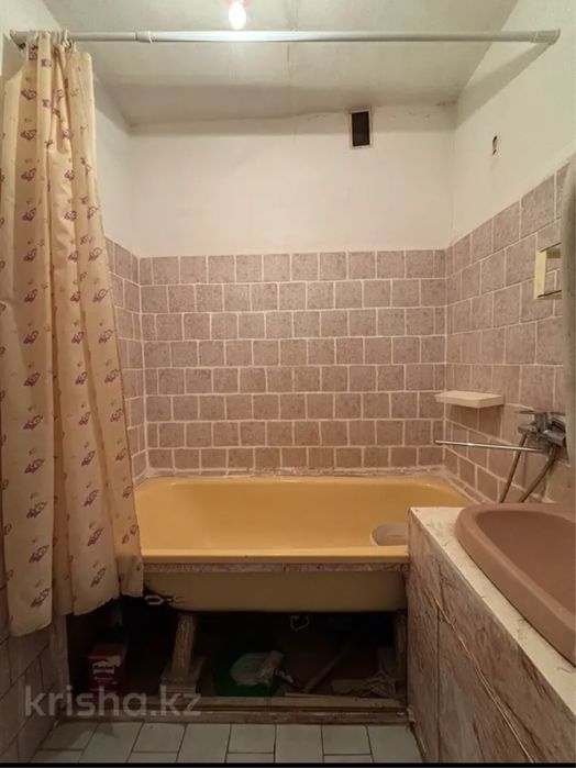 Продам 2х комн в 4 микрорайоне