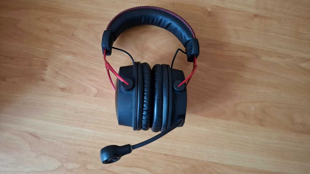 Casti gaming HyperX Cloud Alpha Wireless 300H – Stare perfectă
