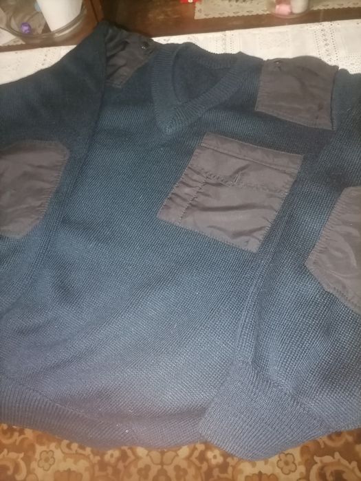 Продам свитер для военных новый