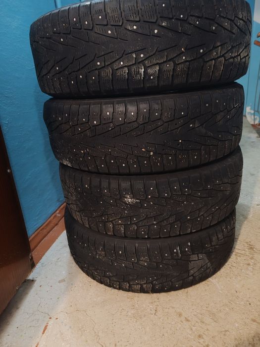 Продам зимних шина