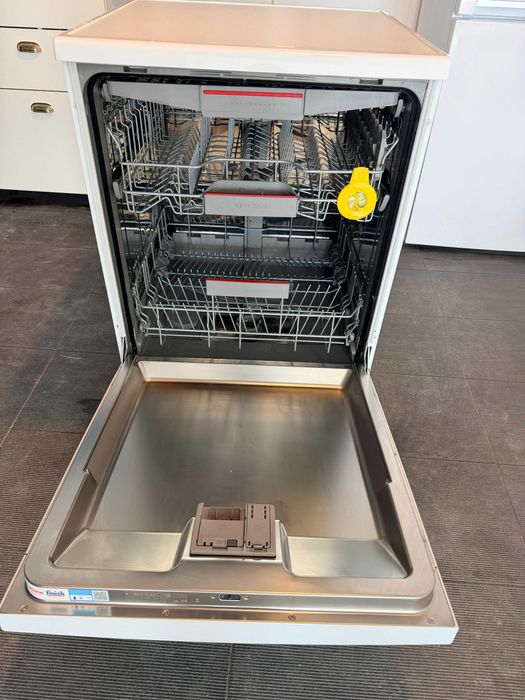 Vând maşină de spalat vase Bosch SMS4EVW14E, 13 seturi, 6 programe, ActiveWater, Motor EcoSilence Drive, Clasa C, Home Connect, 60 cm, Alb