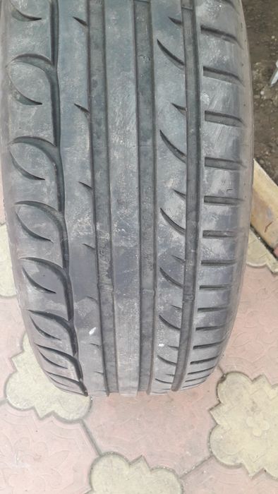 Vând anvelope Tigar 215/55/18