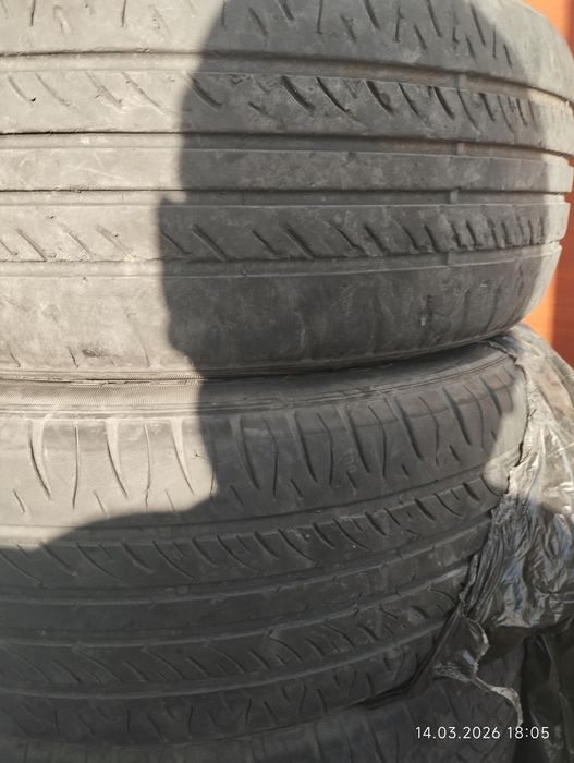 Продам шины размер 15