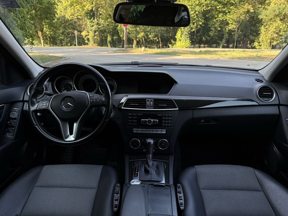 Mercedes-Benz C 250 Avantgarde 204 к.с.
