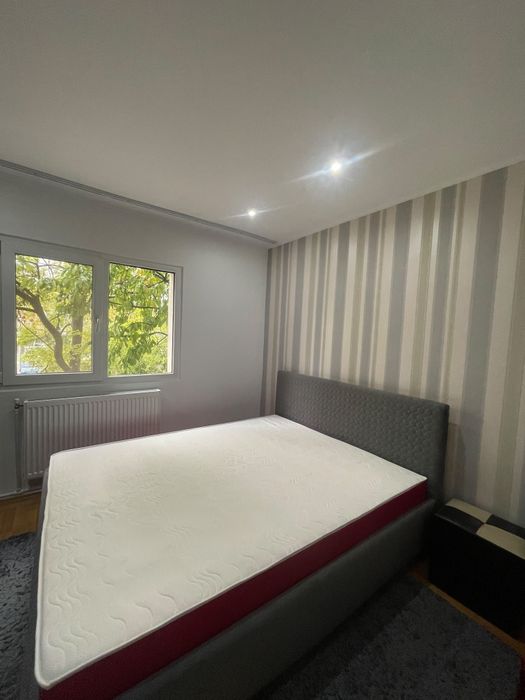 Persoana fizica inchiriz apartament 3 camere zona piata dacia