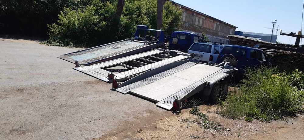 Услуги эвакуатора  знаем свое дело