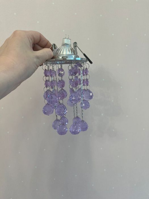 Красивые споты с хрусталем.