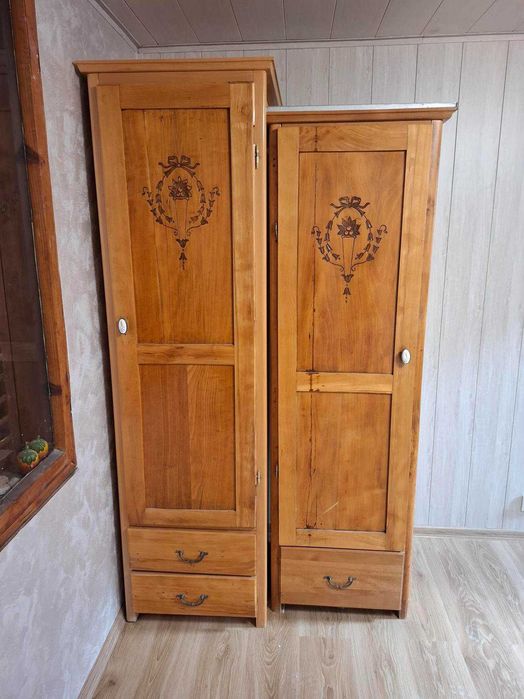 Комплект Дървени Гардероби масив - винтидж стил