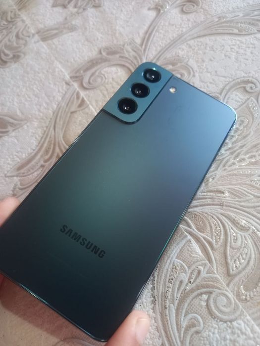 Samsung S22 sotiladi. Yoki abmen