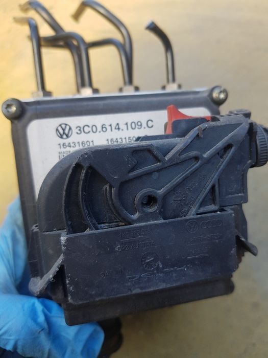 Pompă abs vw passat b6 motor 1,9 tdi
