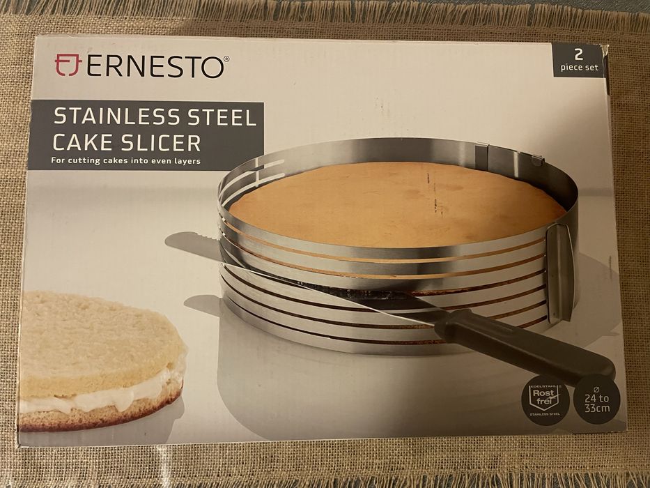 Inel reglabil pentru feliat tort