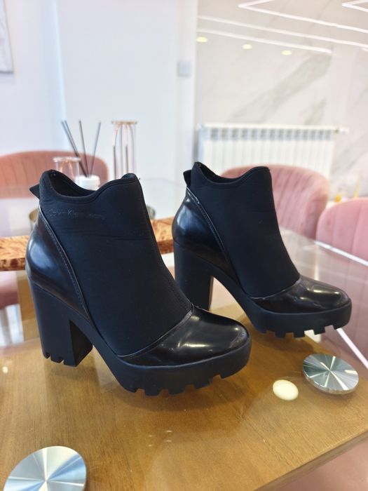 Botine Dama Calvin Klein - model deosebit