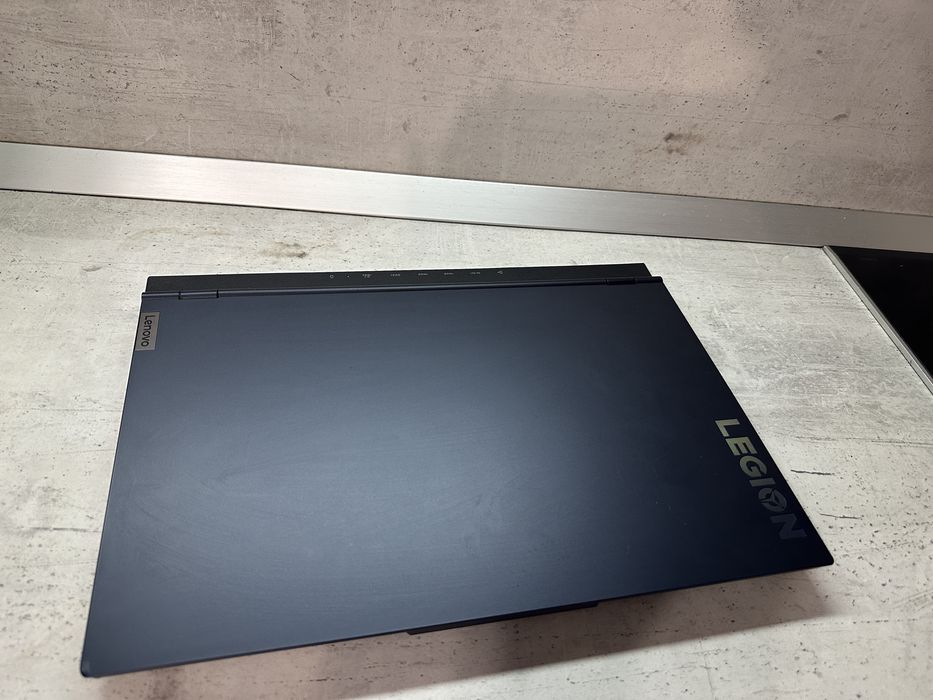 Legion 5 15ACH6H R7 3070  Ryzen 7 5800H 32GB RAM