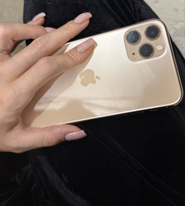 Продам iPhone 11 Pro. 256 GB